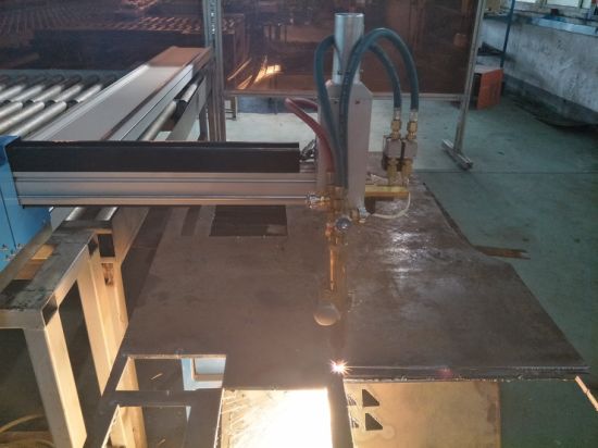 Висококвалитетни 1530 аутоматско сечење резач плазма метала, машина за сечење пламена цнц