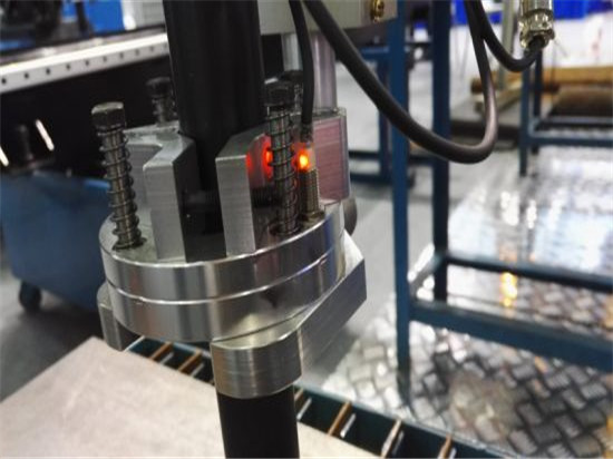 ЈКС-1525/1530 ЦНЦ плазма пламен машина за сечење нехрђајућег челика портабл ЦНЦ плазма резање машина