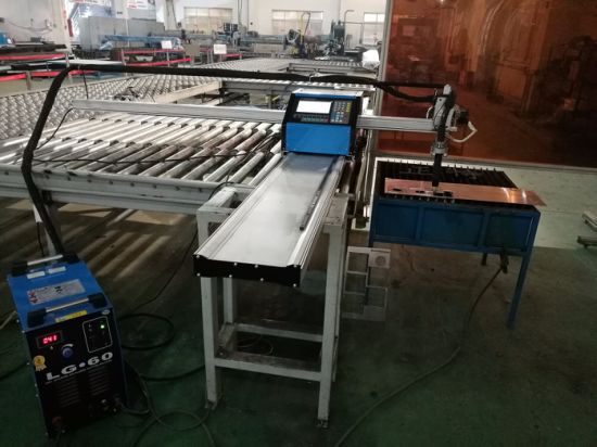 Хот Продаја ЦНЦ плазма резање машина за резање челичне плоче 600 * 900мм 90081300мм 1500 * 2500мм за 30мм метал
